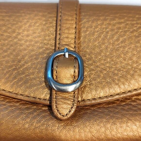 Talbot's Metallic Gold Pebbled Leather Wristlet Clutch Bag Silver Hardware - Picture 8 of 11